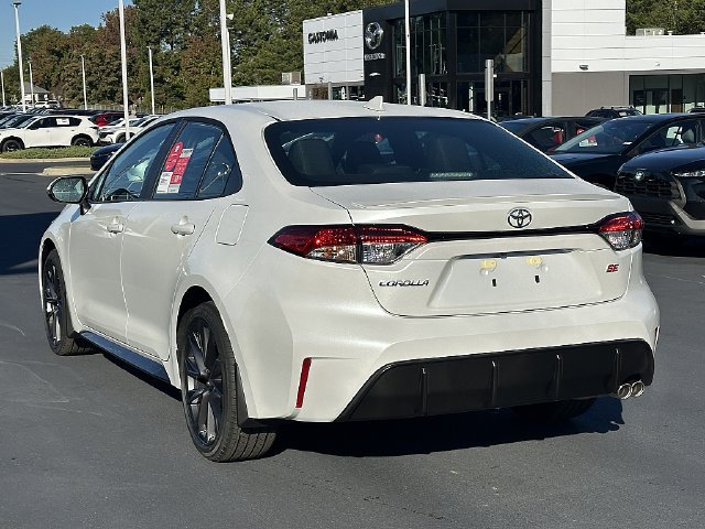 New 2027 Toyota Corolla SE FWD image 6