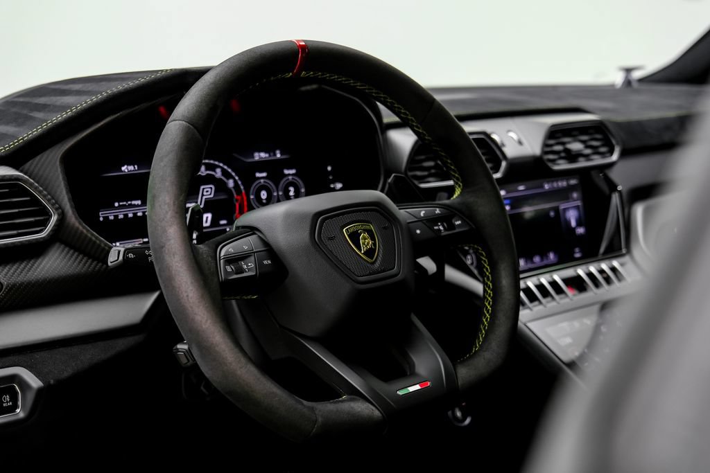 Used 2023 Lamborghini Urus Performante AWD/4WD image 19