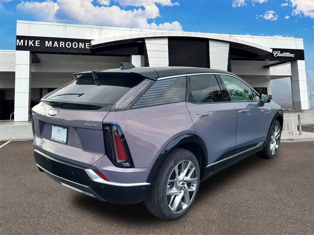 New 2025 Cadillac Optiq Luxury 1 image 3