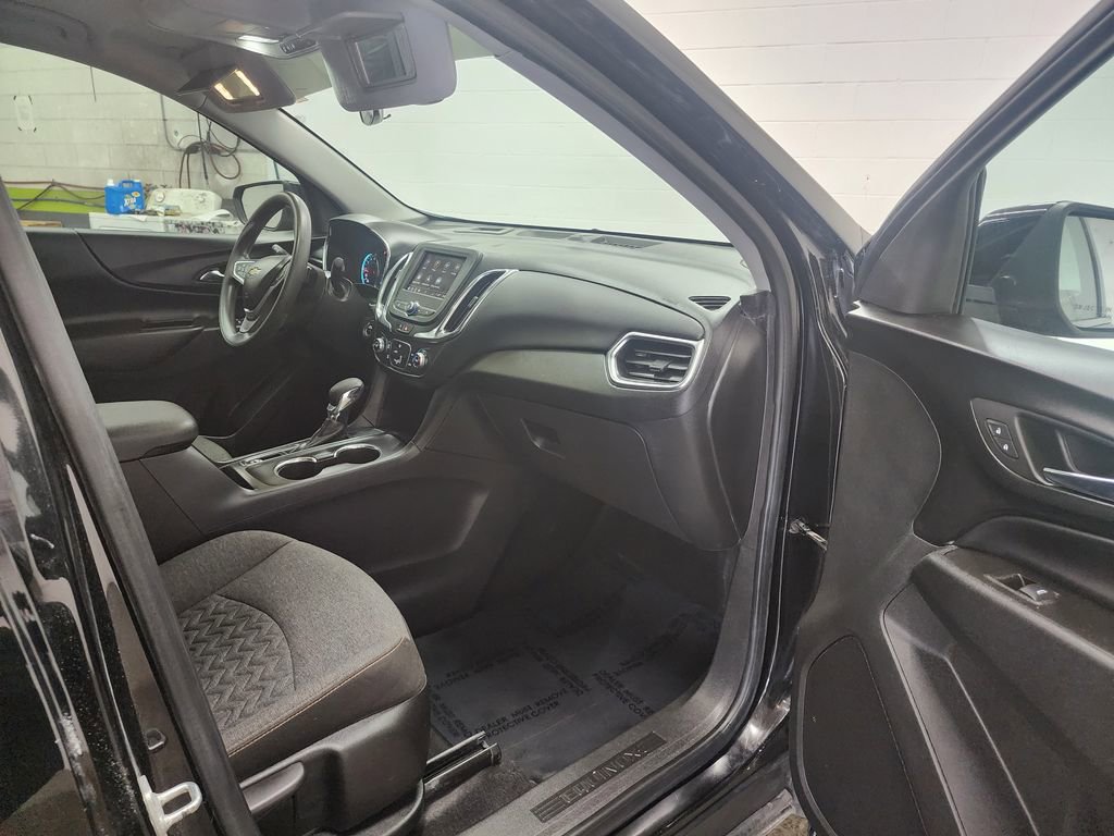 Used 2022 Chevrolet Equinox LT image 34