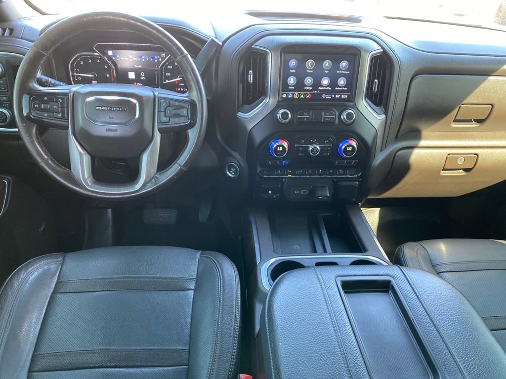 Used 2021 GMC Sierra 3500 Denali w/ Technology Package AWD/4WD image 4