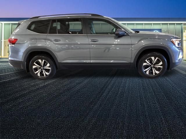 Used 2024 Volkswagen Atlas SE image 7