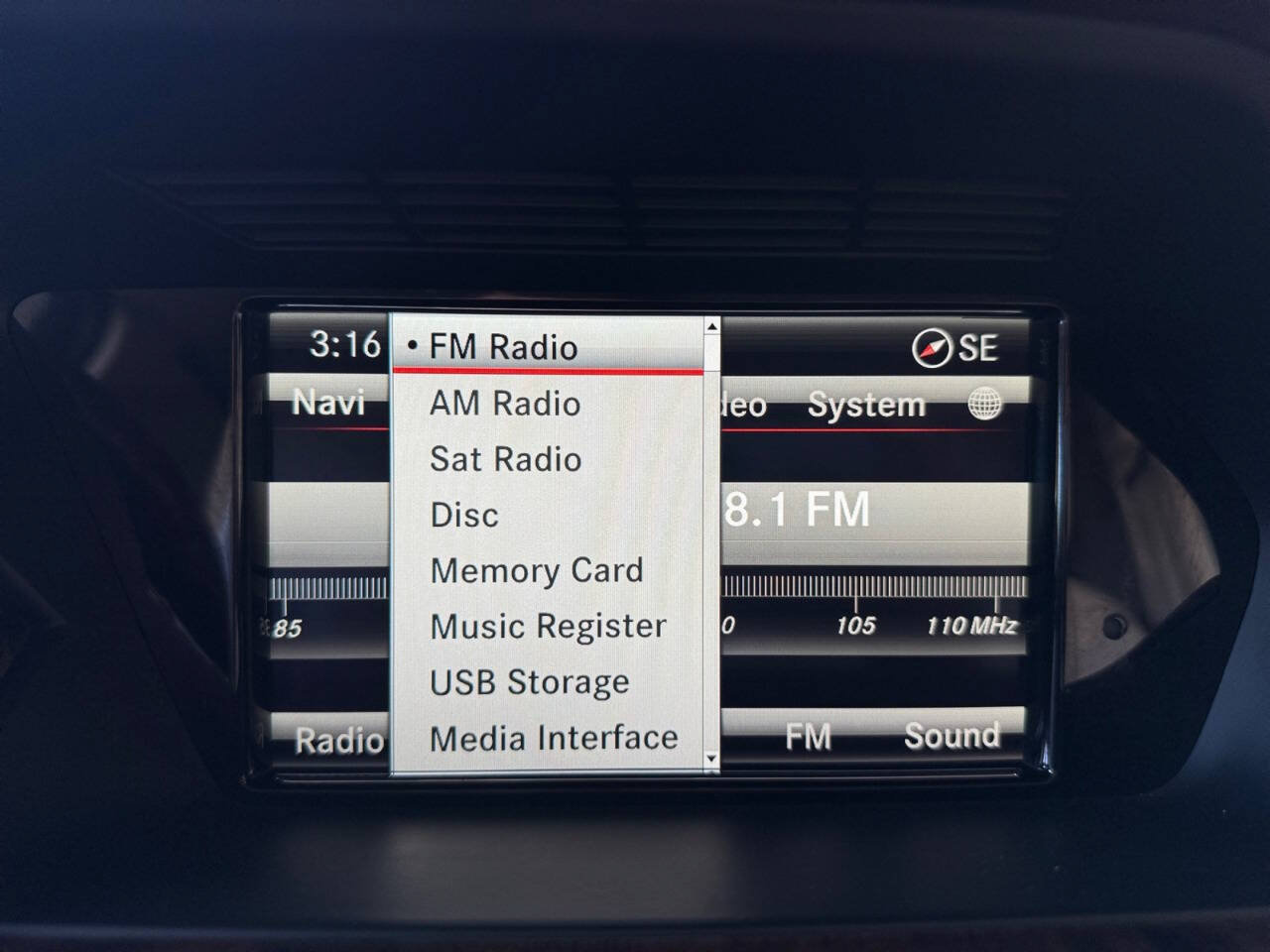Used 2014 Mercedes-Benz GLK 350 4MATIC image 23