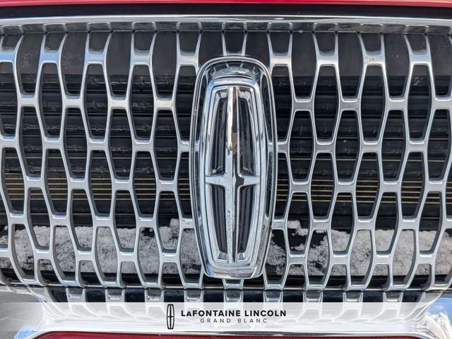 Certified 2022 Lincoln Corsair Reserve w/ Elements Package image 9