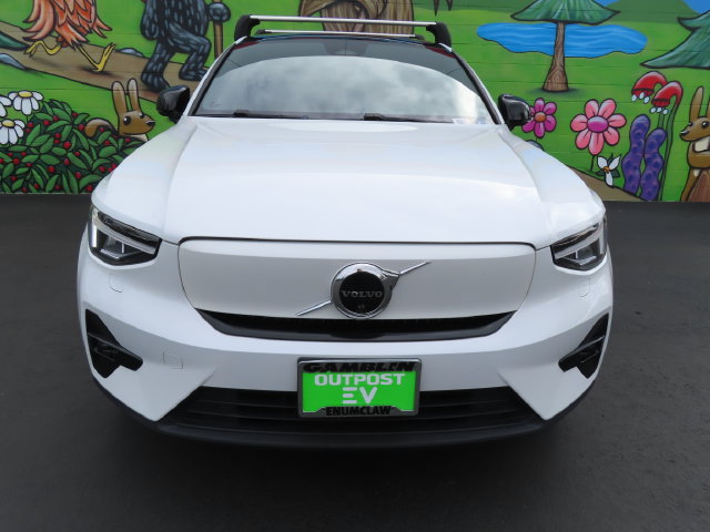 Used 2023 Volvo C40 P8 Recharge Ultimate AWD/4WD image 2