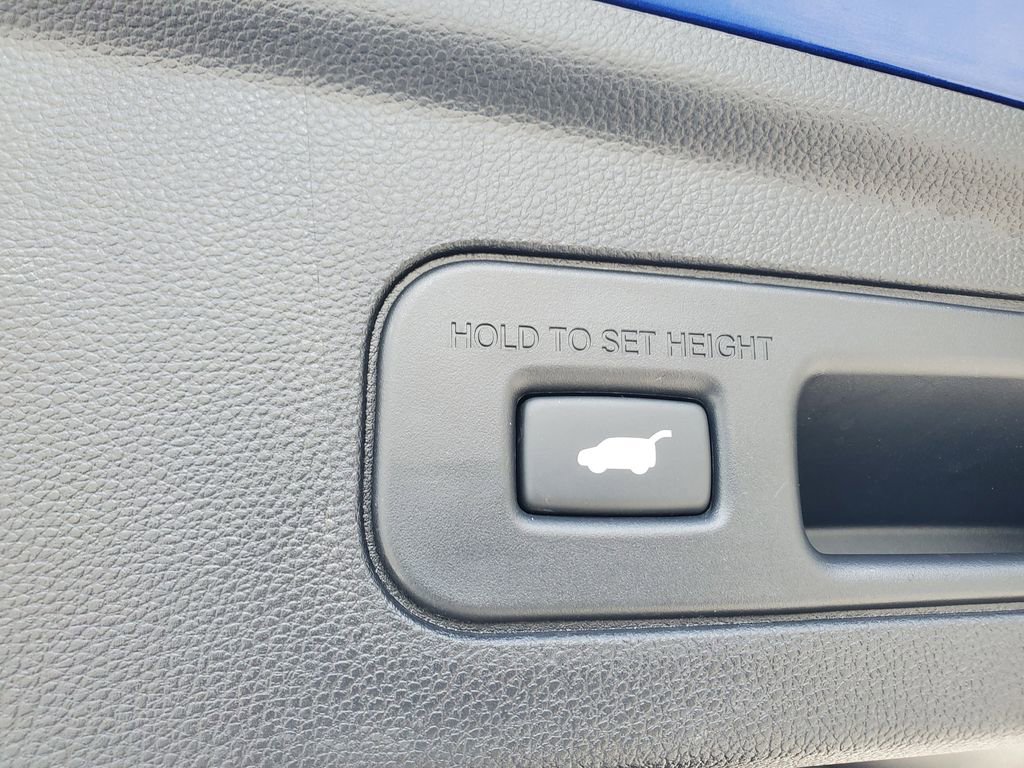 Used 2024 Acura MDX A-Spec image 9