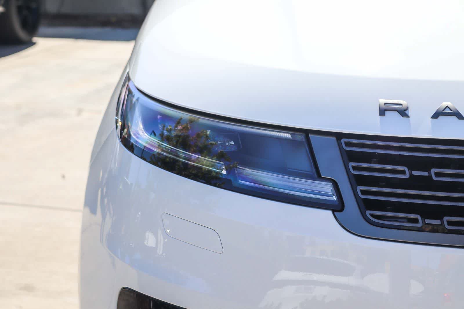 New 2026 Land Rover Range Rover Sport SE AWD/4WD image 10