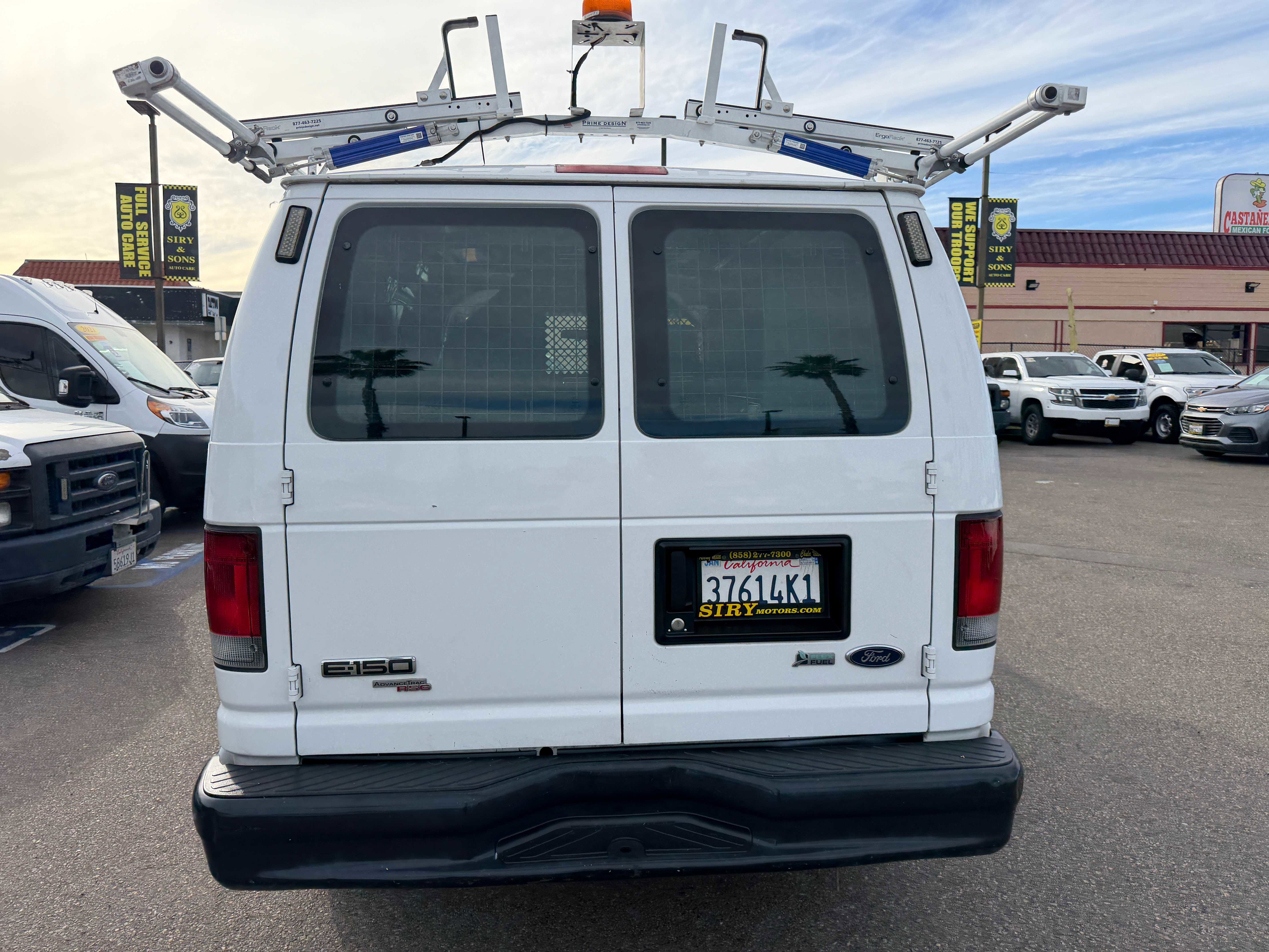 Used 2013 Ford E-150 and Econoline 150 RWD image 4