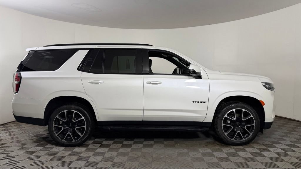 Used 2022 Chevrolet Tahoe RST w/ Luxury Package AWD/4WD image 10