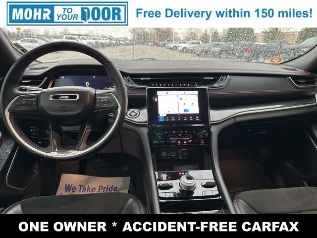 Used 2022 Jeep Grand Cherokee Trailhawk w/ Luxury Tech Group III image 32