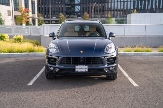 Used 2017 Porsche Macan AWD/4WD image 6