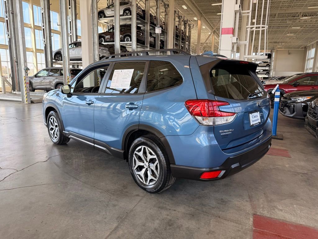 Certified 2023 Subaru Forester Premium image 5