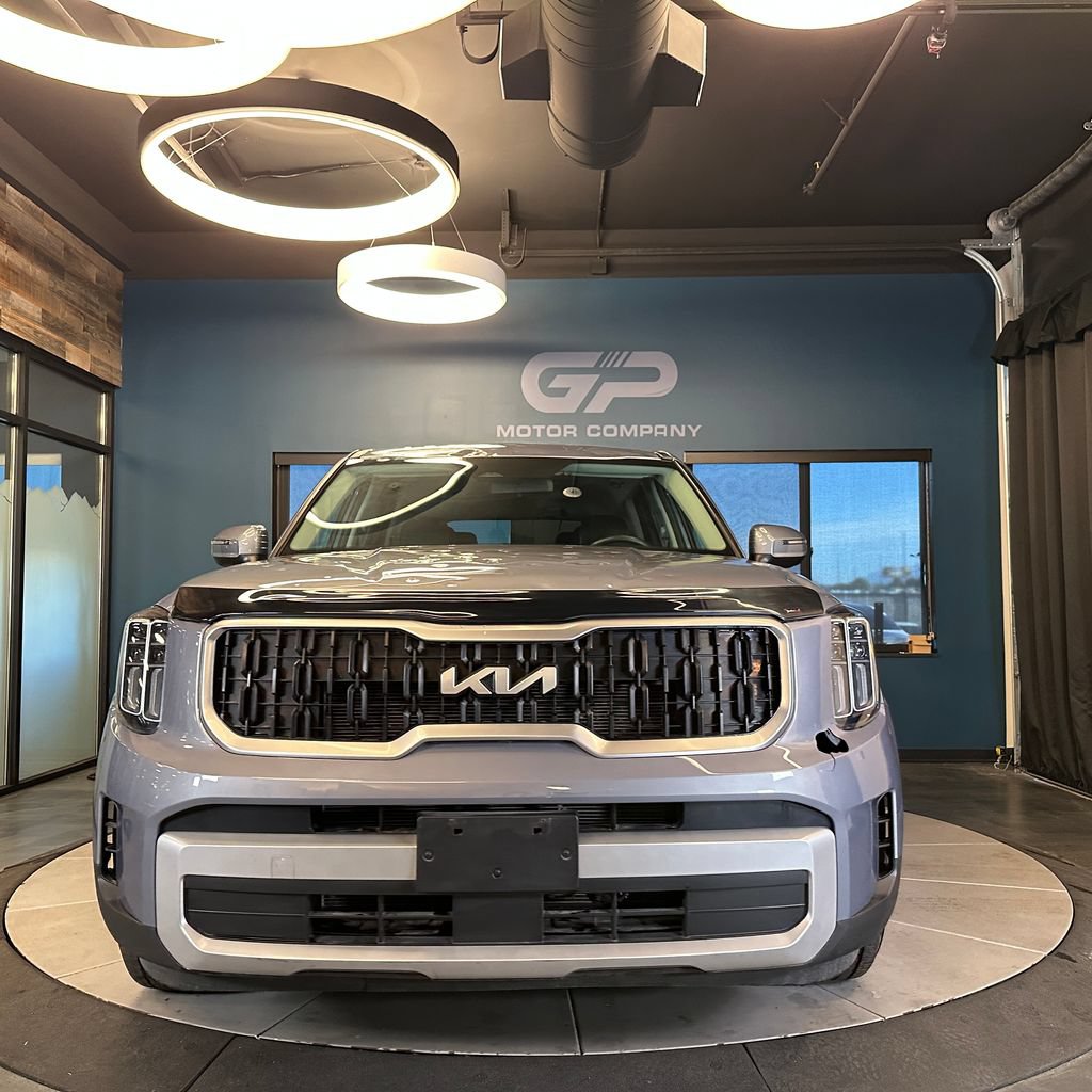 Used 2024 Kia Telluride LX AWD/4WD image 8