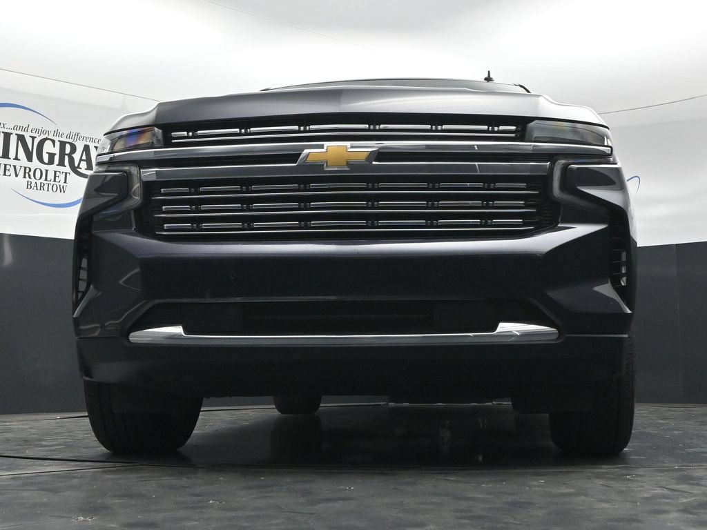 Used 2024 Chevrolet Suburban Premier RWD image 30
