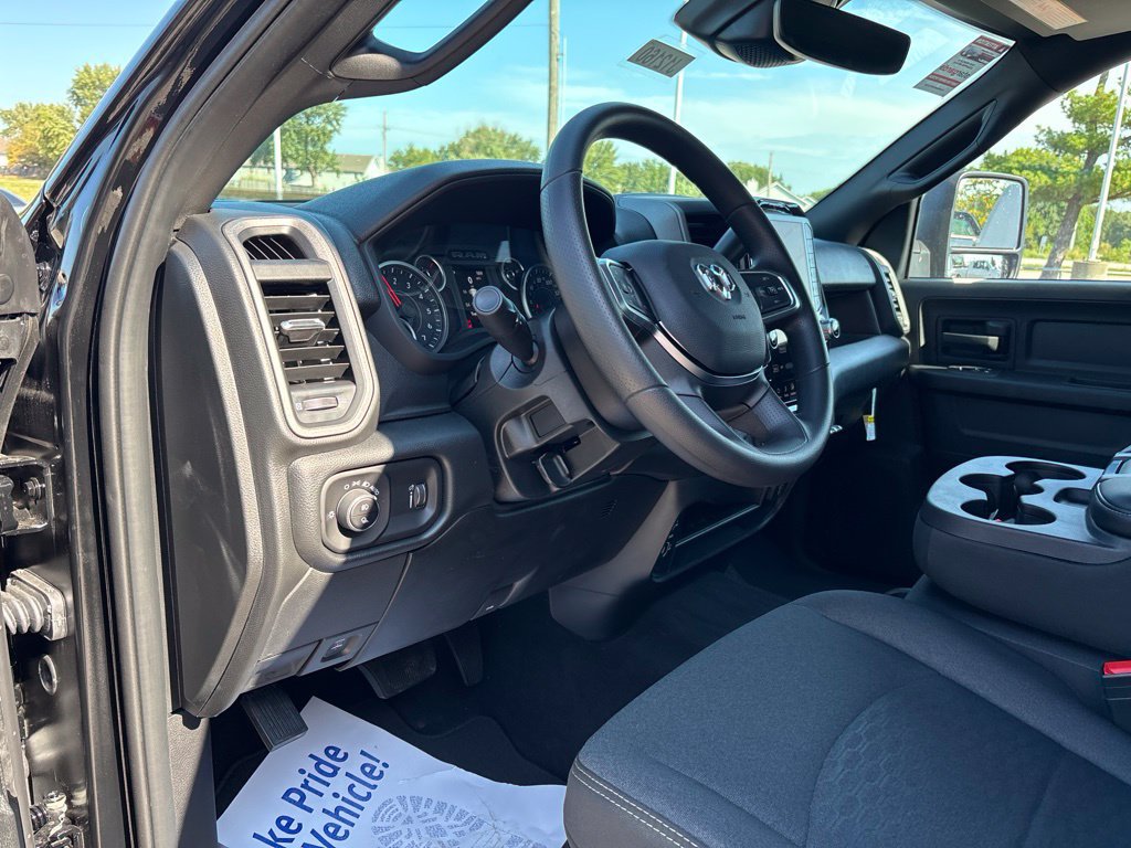 New 2027 RAM 3500 Tradesman AWD/4WD image 33
