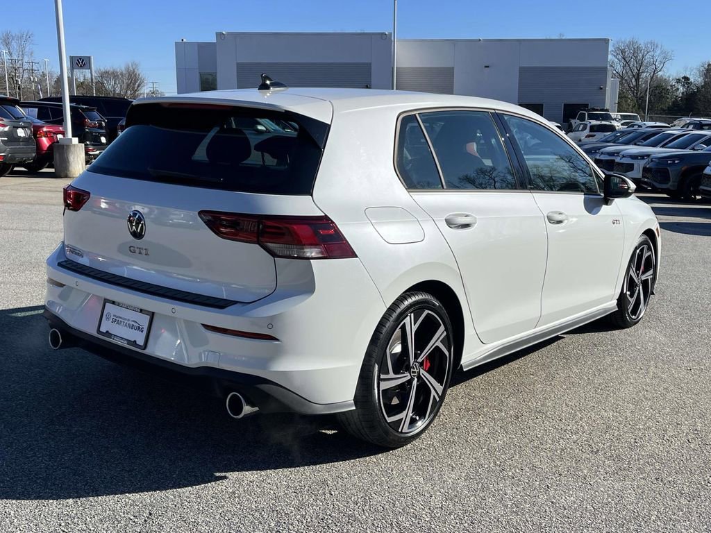 New 2026 Volkswagen GTI SE FWD image 3