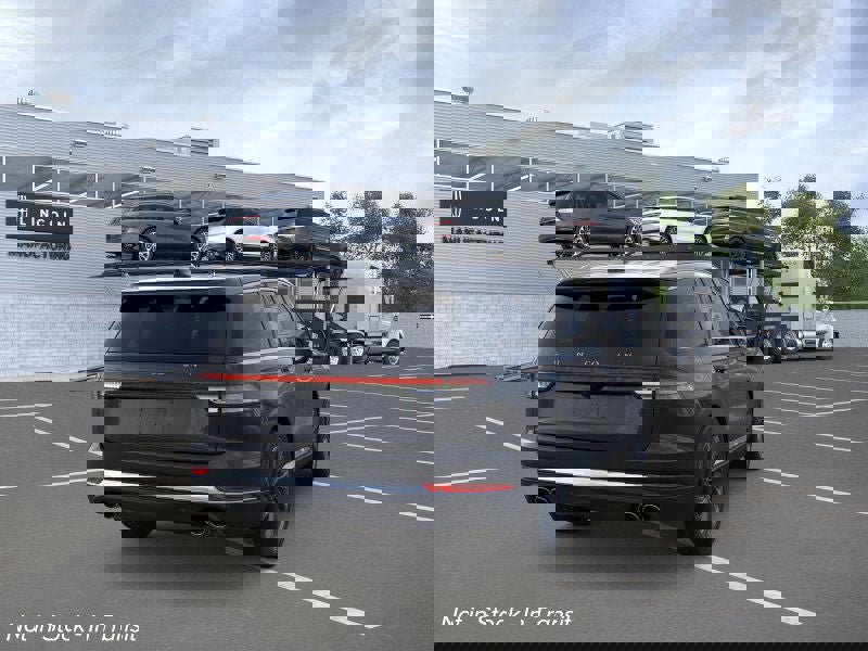 New 2026 Lincoln Aviator Reserve image 8