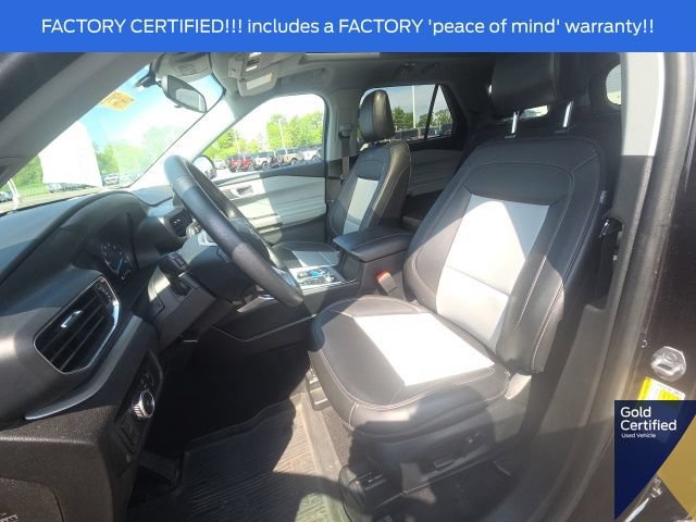 Used 2024 Ford Explorer XLT w/ Equipment Group 202A AWD/4WD image 28