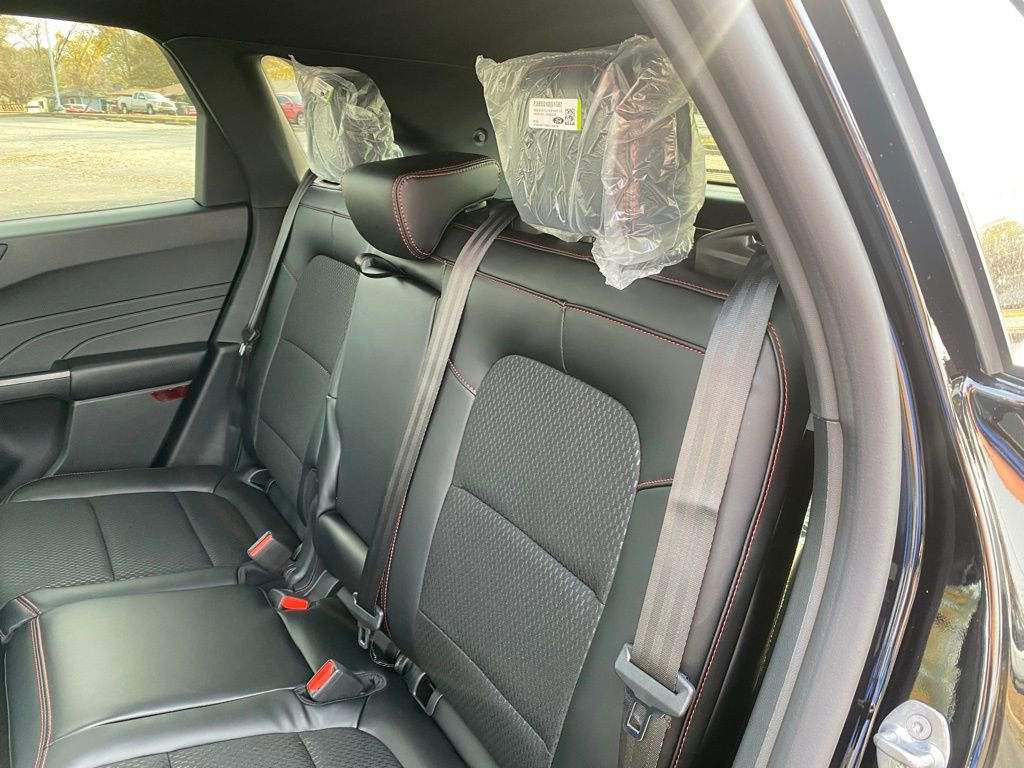 New 2026 Ford Escape ST-Line image 30