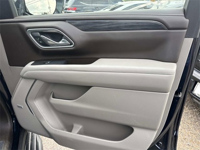 Used 2021 GMC Yukon XL SLT w/ SLT Premium Package image 20