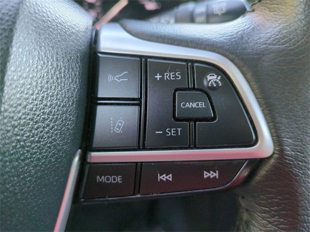 Used 2024 Toyota Sienna XLE image 26