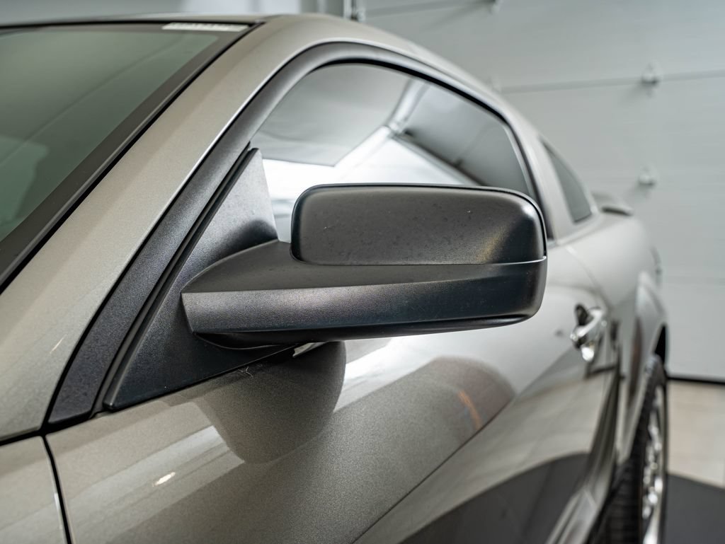 Used 2009 Ford Mustang Shelby GT500 RWD image 9