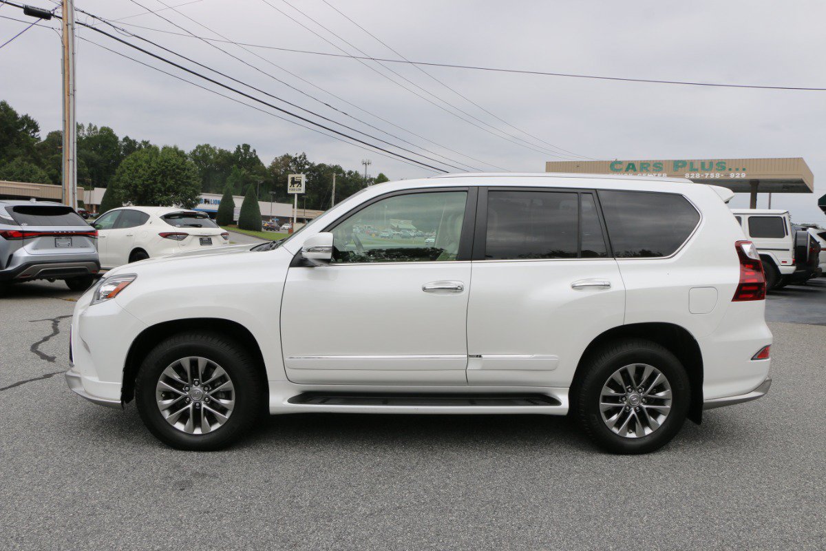 Used 2019 Lexus GX 460 Luxury AWD/4WD image 2