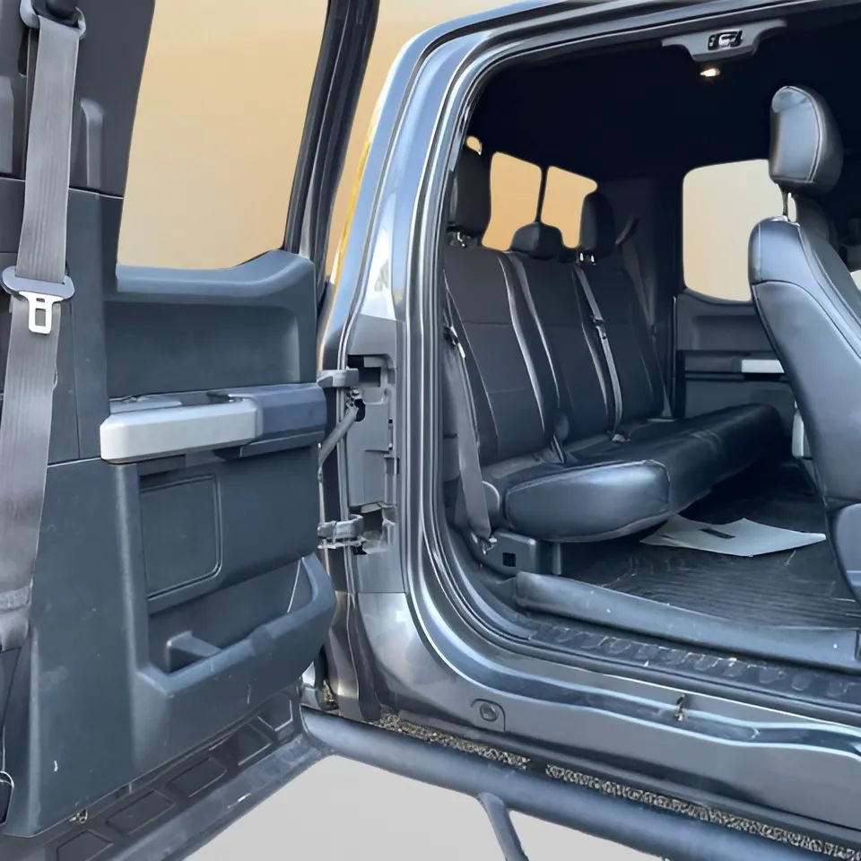 Used 2015 Ford F150 Lariat AWD/4WD image 13