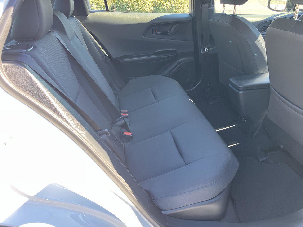 Certified 2025 Toyota Prius LE image 29