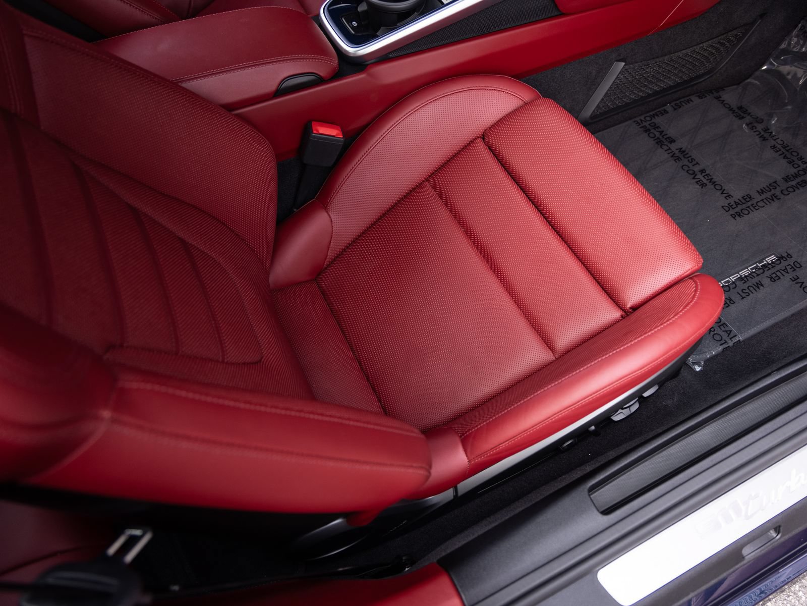 Certified 2021 Porsche 911 Turbo S AWD/4WD image 32