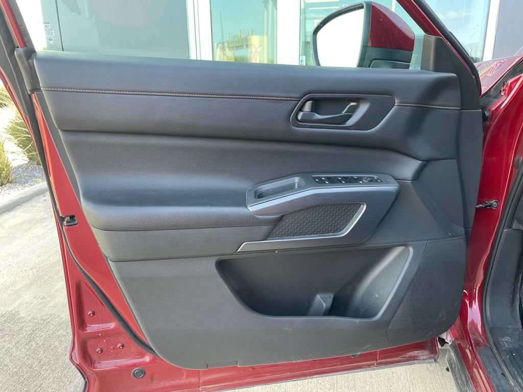 Certified 2024 Nissan Pathfinder Rock Creek AWD/4WD image 9