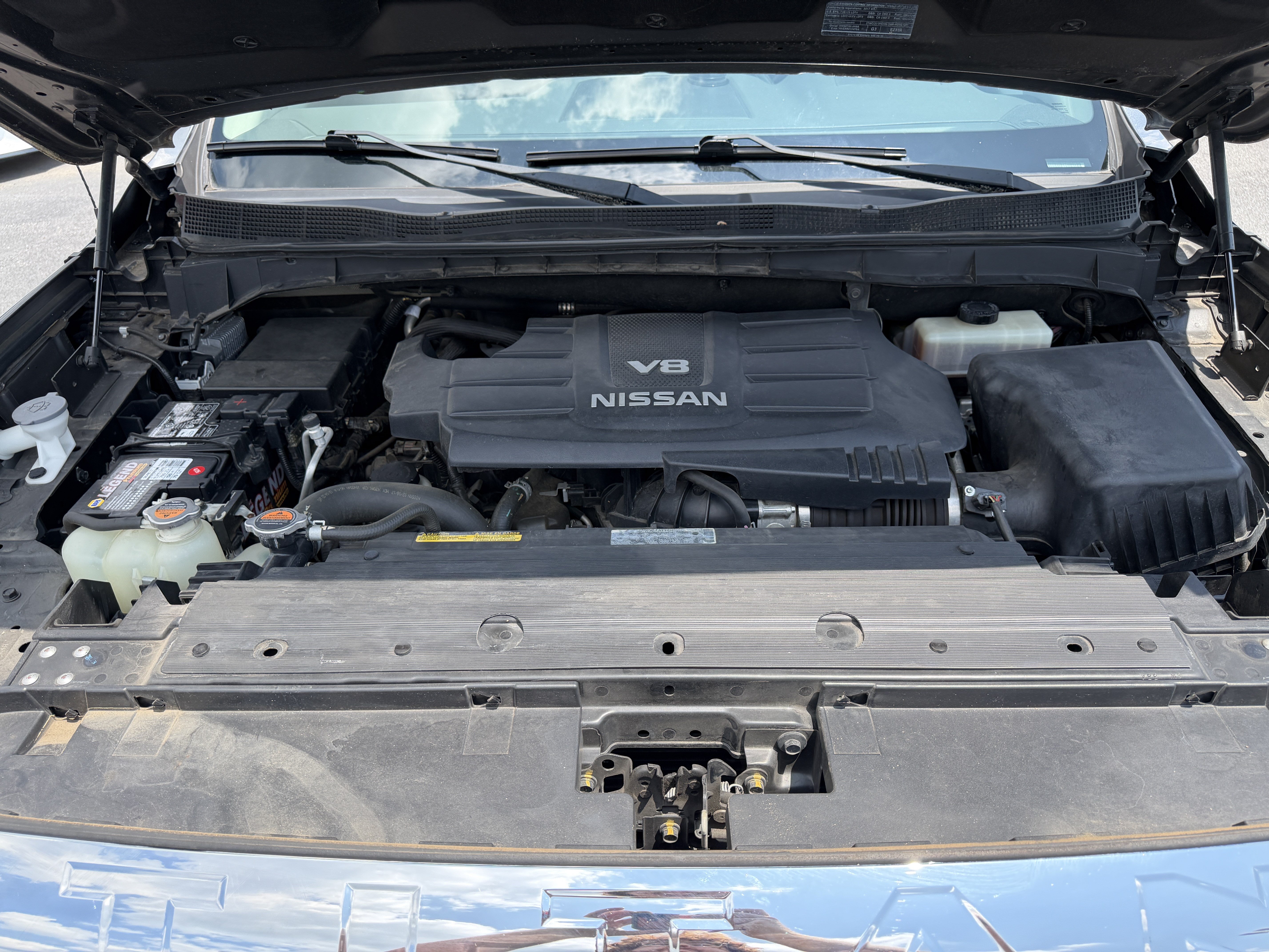 Used 2017 Nissan Titan SV RWD image 31