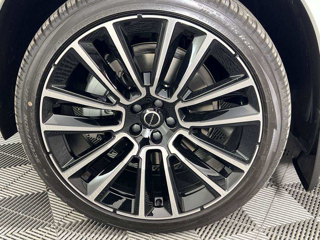 New 2026 Volvo XC90 B6 Ultra AWD/4WD image 16