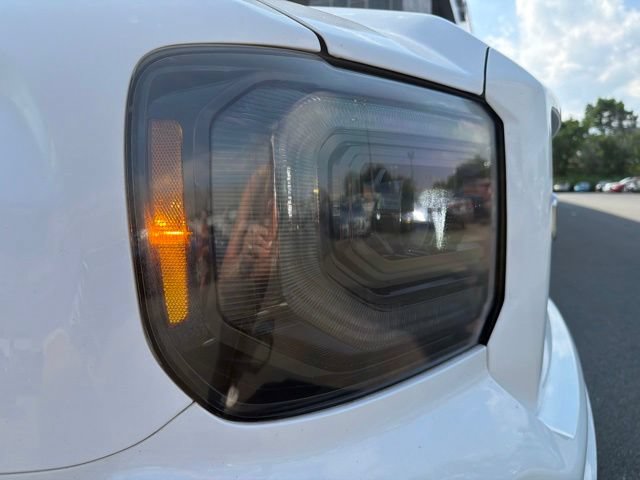 Used 2015 GMC Sierra 1500 SLE AWD/4WD image 10