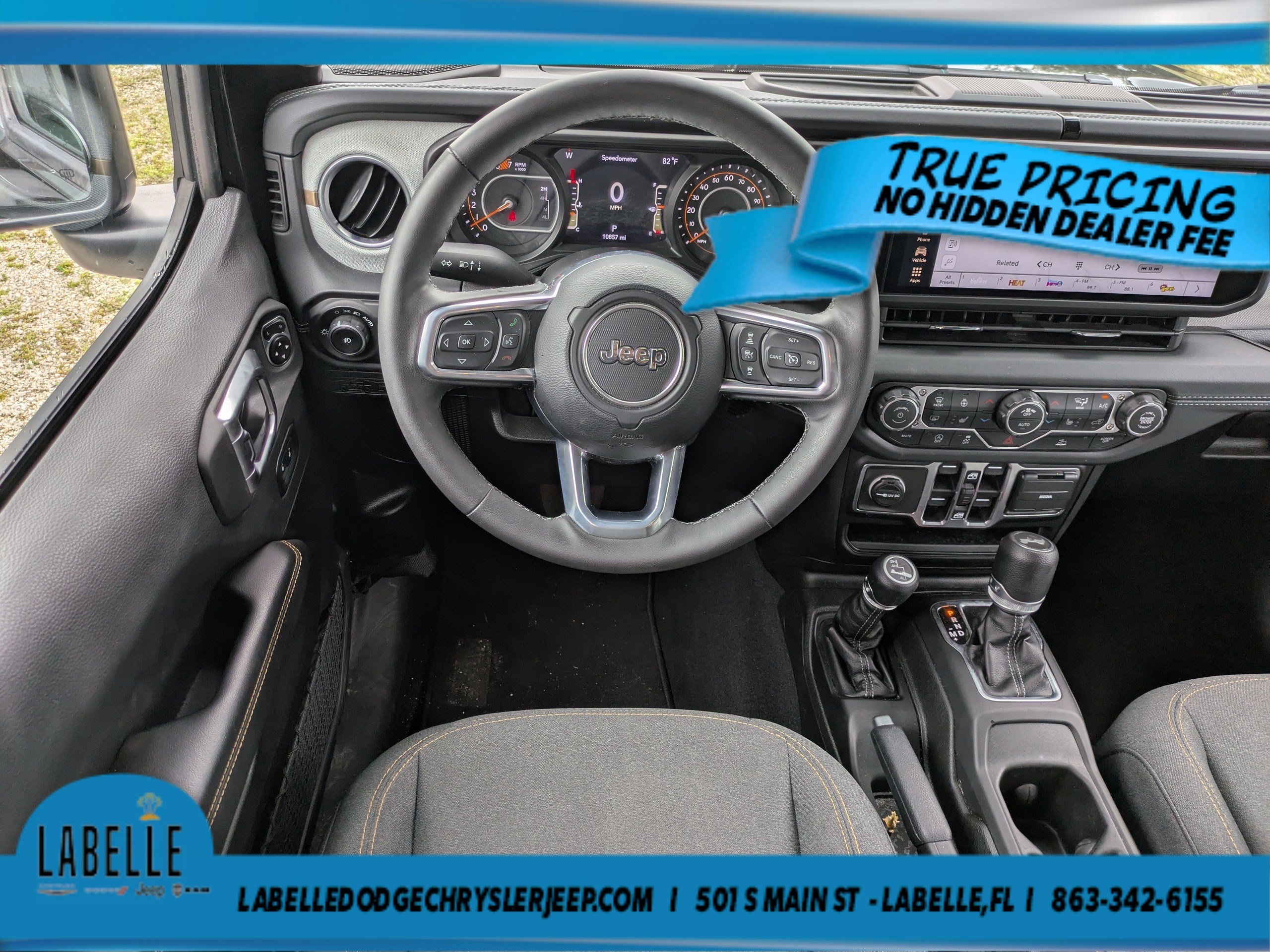 Used 2026 Jeep Wrangler Unlimited Sahara AWD/4WD image 15
