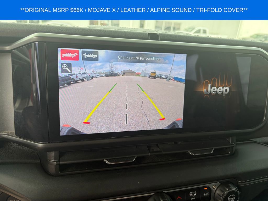 Used 2025 Jeep Gladiator Mojave AWD/4WD image 14