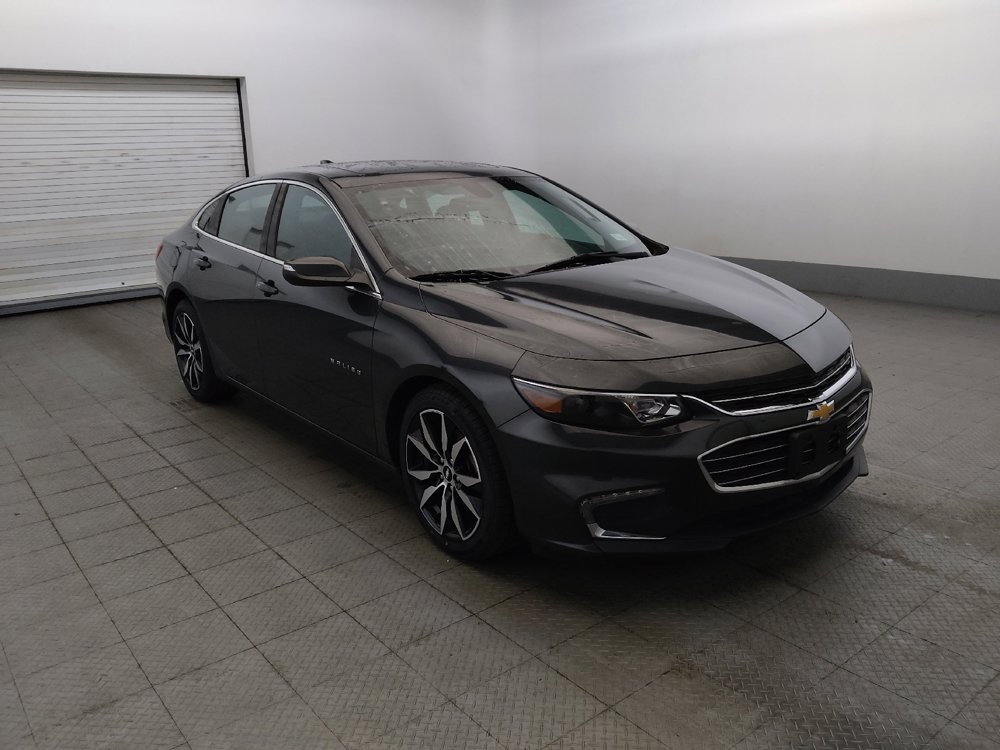 Used 2018 Chevrolet Malibu LT w/ Leather Package FWD image 13