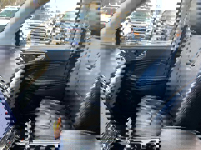 Used 2022 Ford Edge Titanium AWD/4WD image 21