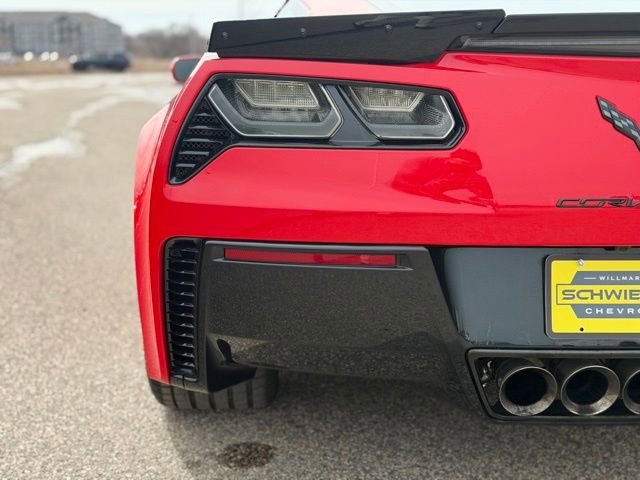 Used 2015 Chevrolet Corvette Z06 w/ 3LZ Preferred Equipment Group image 11