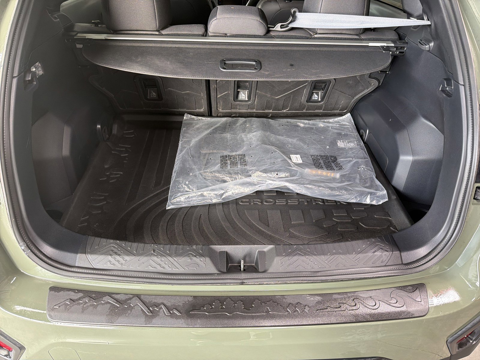 Certified 2025 Subaru Crosstrek 2.5i Sport w/ Crosstrek Mirror Package image 18