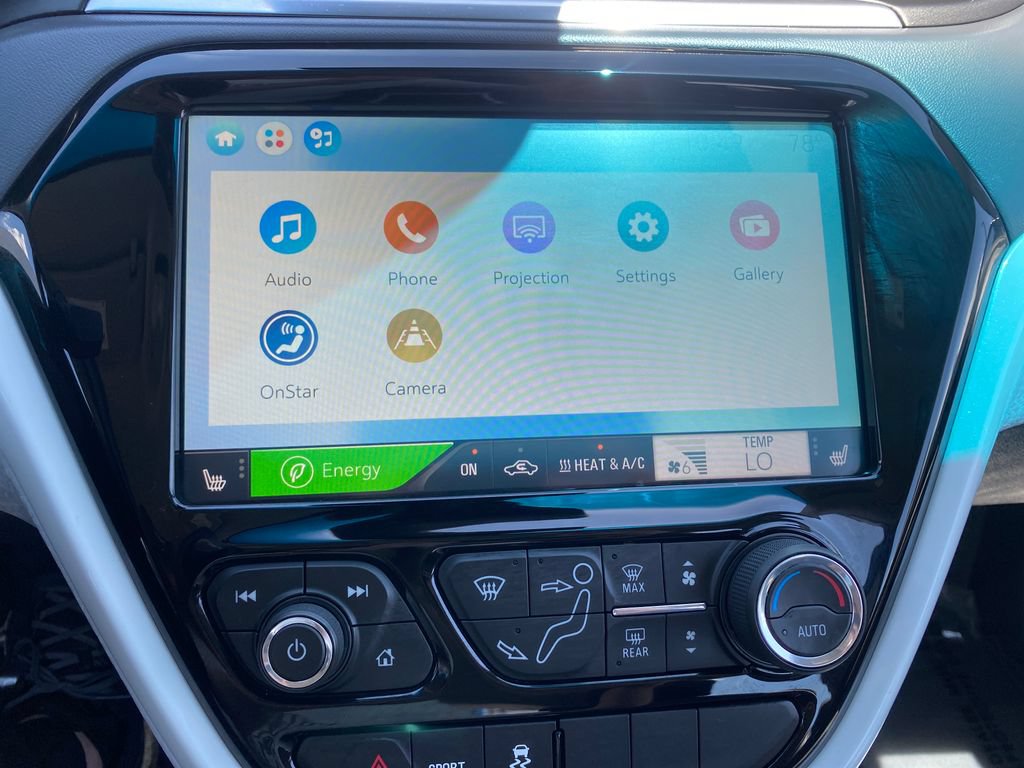 Used 2018 Chevrolet Bolt Premier w/ Driver Confidence II Package FWD image 18