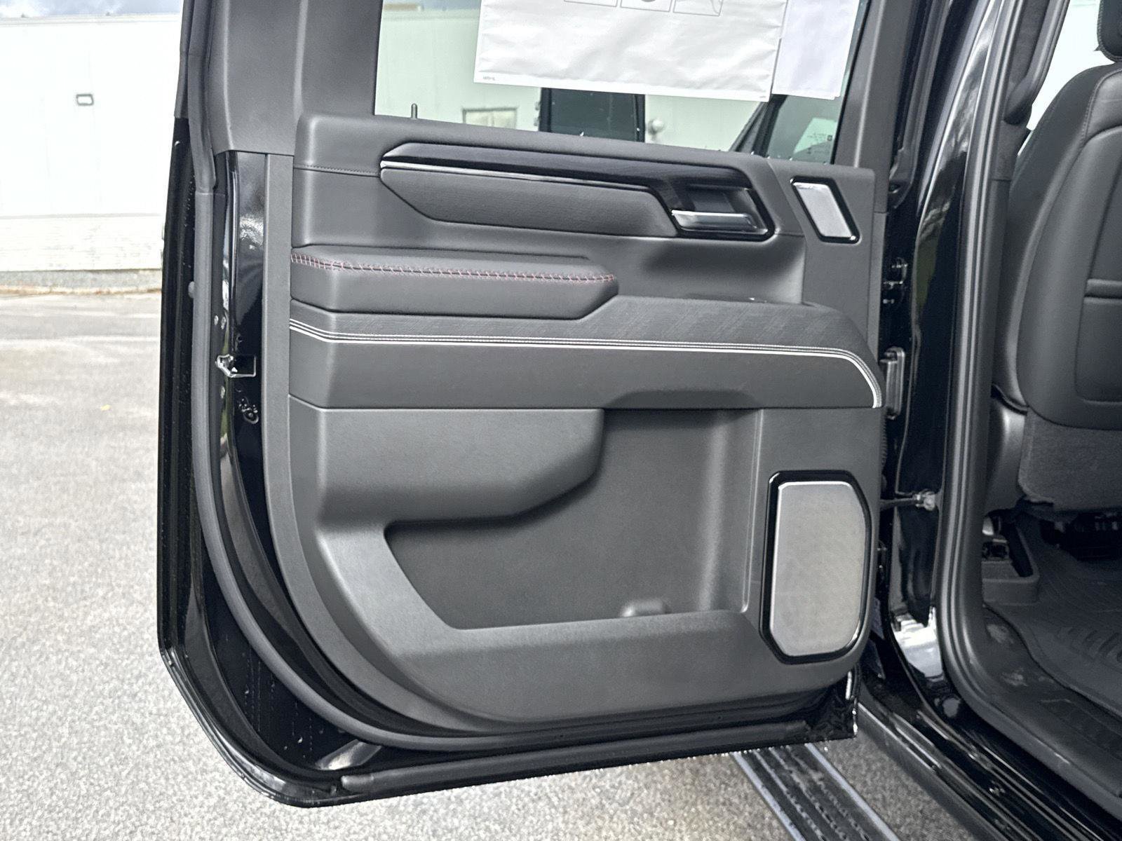 New 2026 GMC Sierra 2500 AT4X w/ AT4X AEV Edition image 14