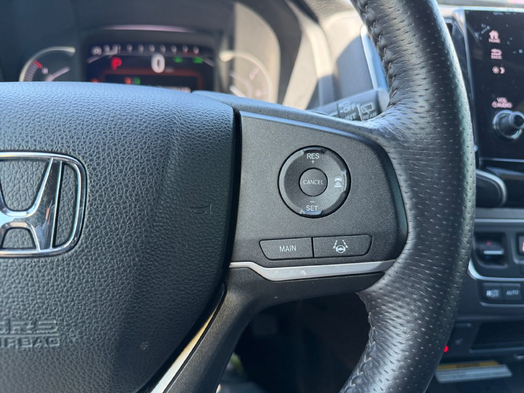 Used 2023 Honda Passport EX-L image 32