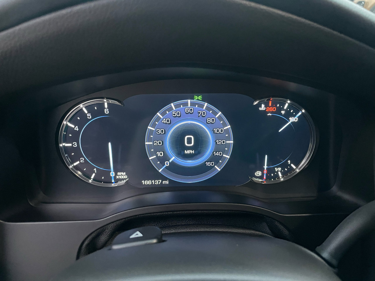 Used 2017 Cadillac Escalade Premium Luxury image 21