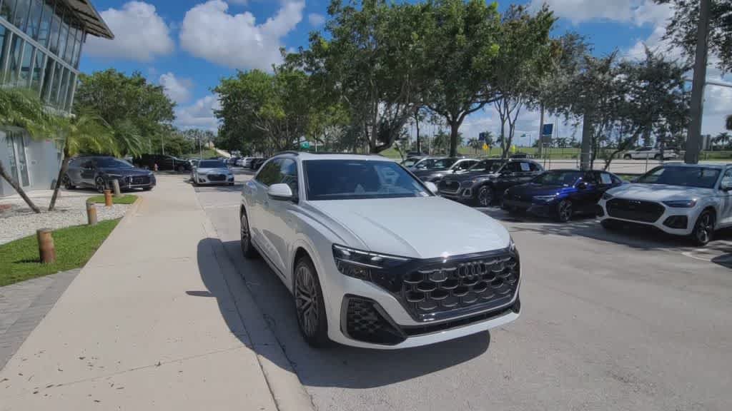 New 2027 Audi Q8 Premium Plus AWD/4WD image 2