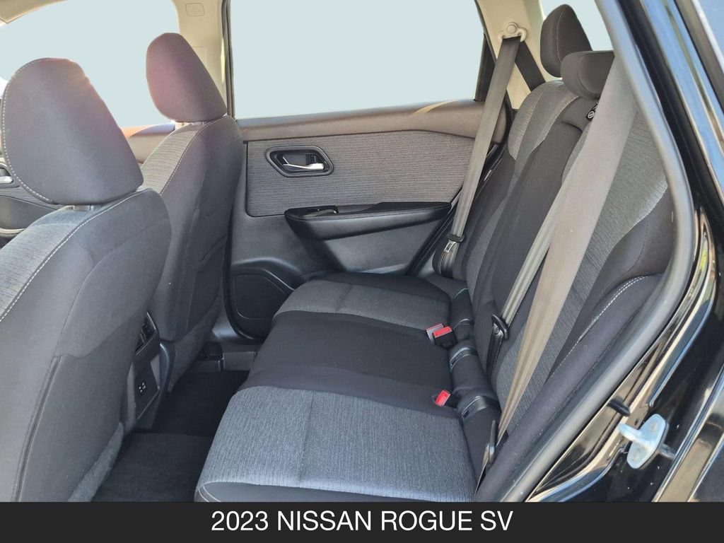 Certified 2023 Nissan Rogue SV FWD image 16