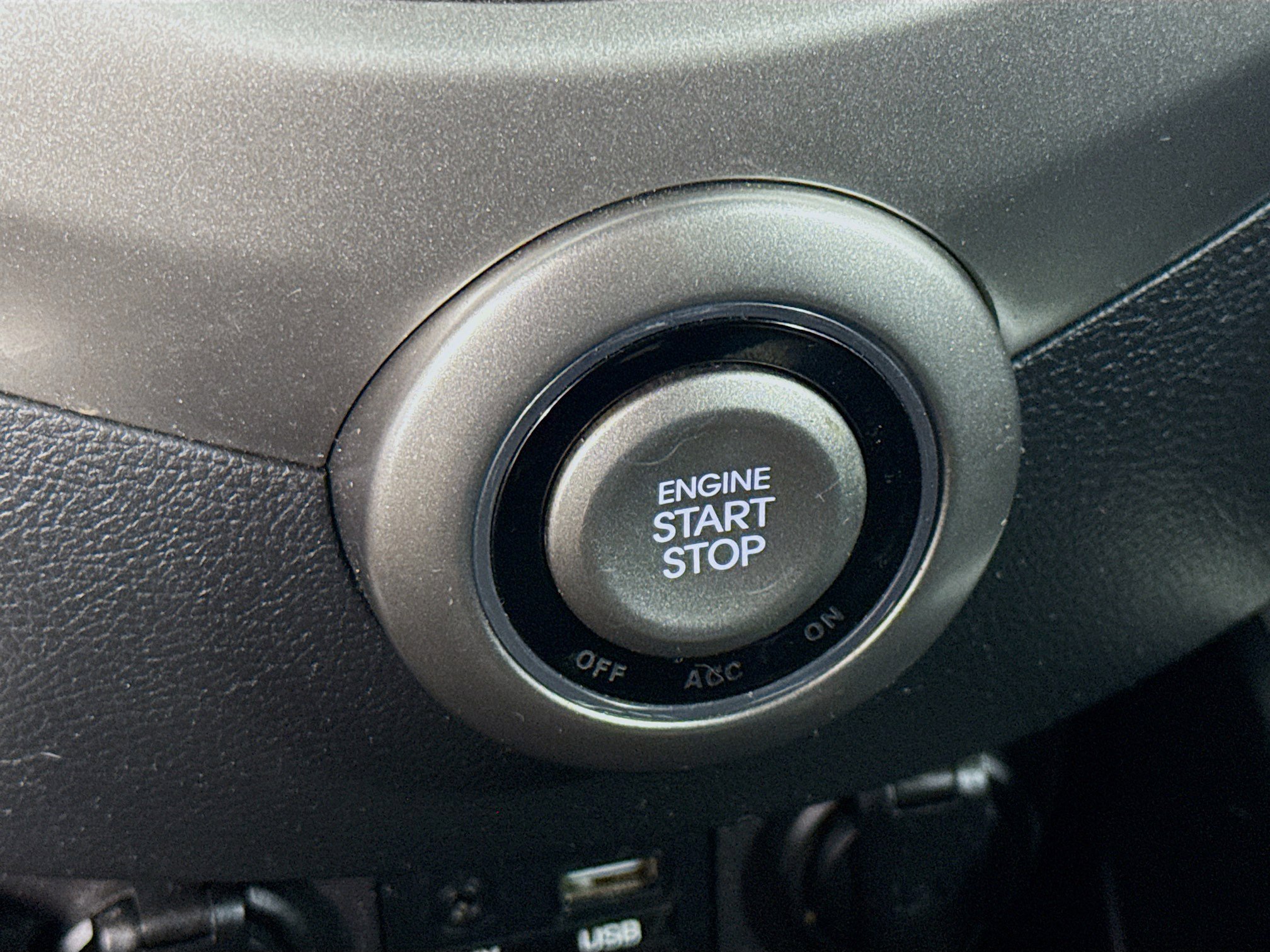 Used 2017 Hyundai Veloster Value Edition image 21