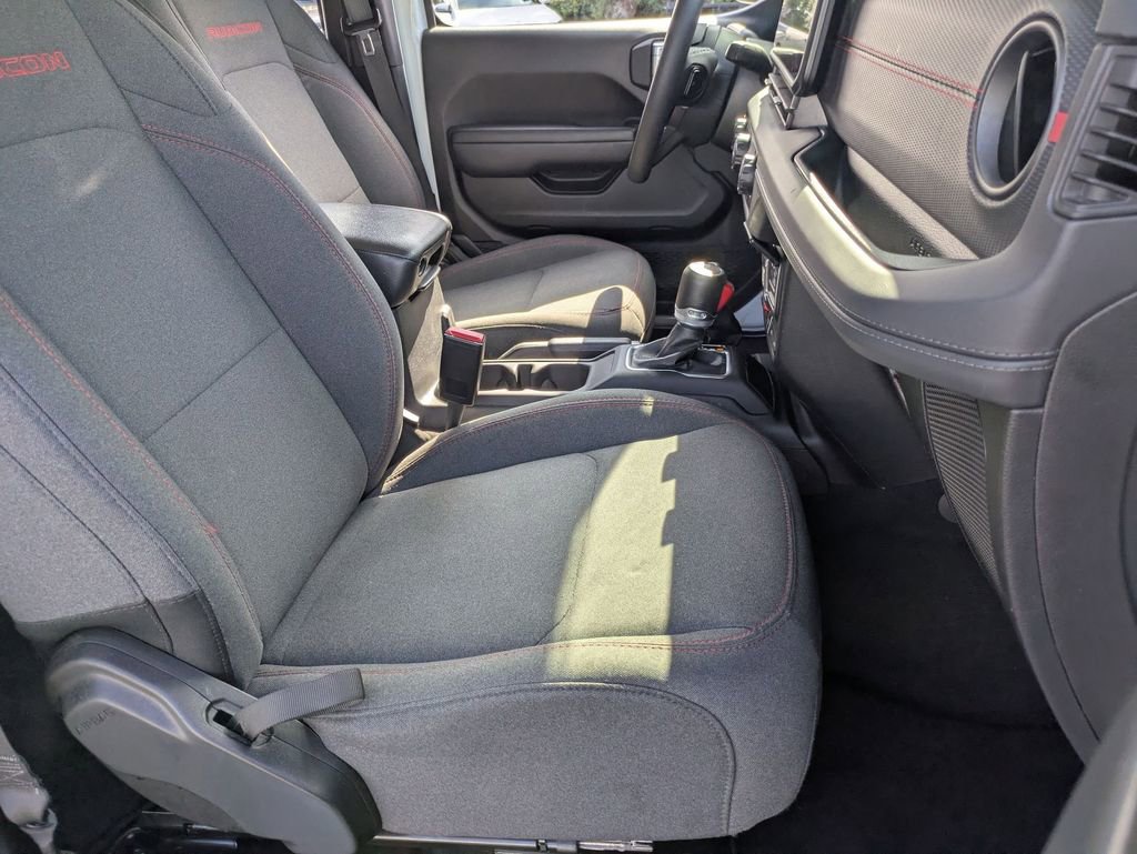 Used 2025 Jeep Wrangler Unlimited Rubicon image 29