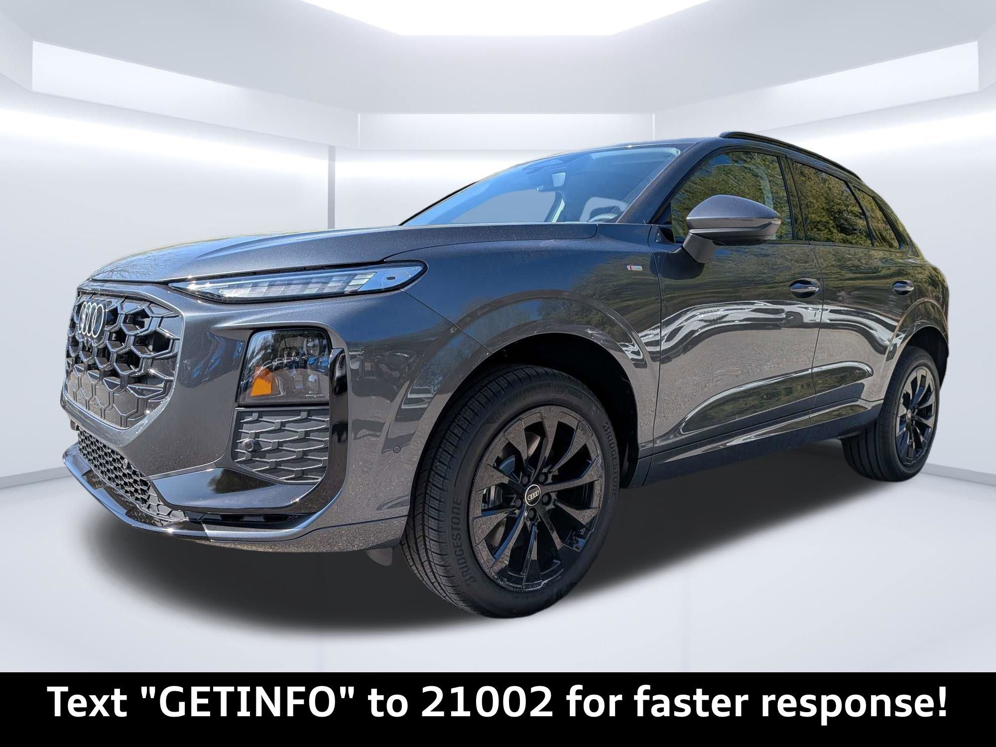 New 2026 Audi Q3 quattro 2.0T AWD/4WD image 8
