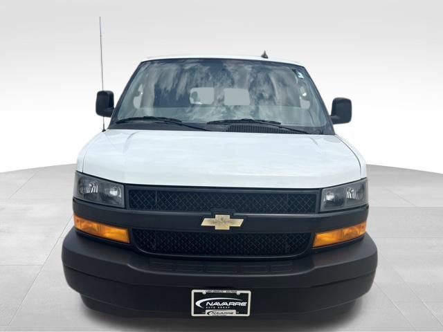 Used 2023 Chevrolet Express 3500 LS RWD image 3